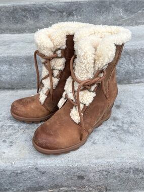 Sorel Joan Of Arctic Wedge II Shearling Women’s Boots Size 7.5